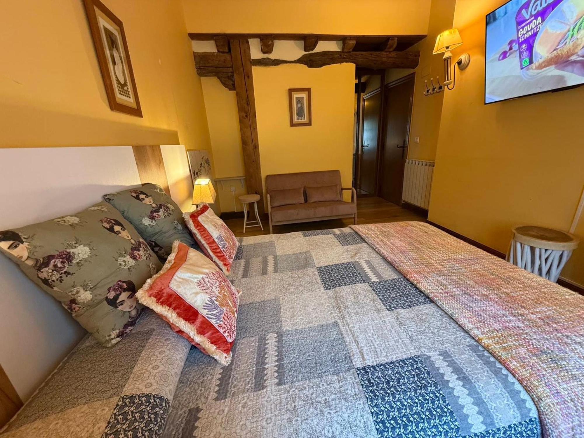 Гостьовий будинок Casa Peluaga Оярсун Екстер'єр фото