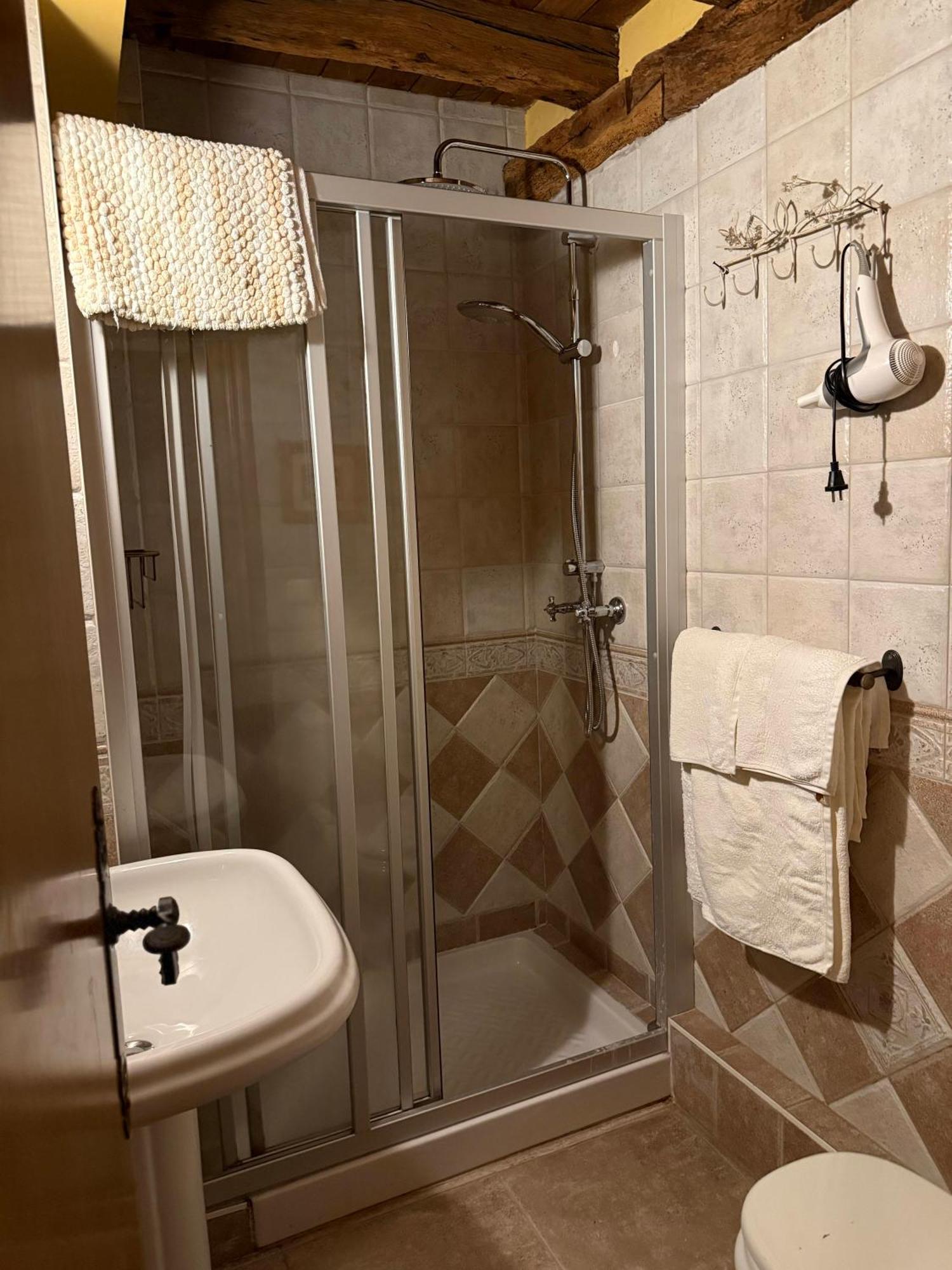 Гостьовий будинок Casa Peluaga Оярсун Екстер'єр фото