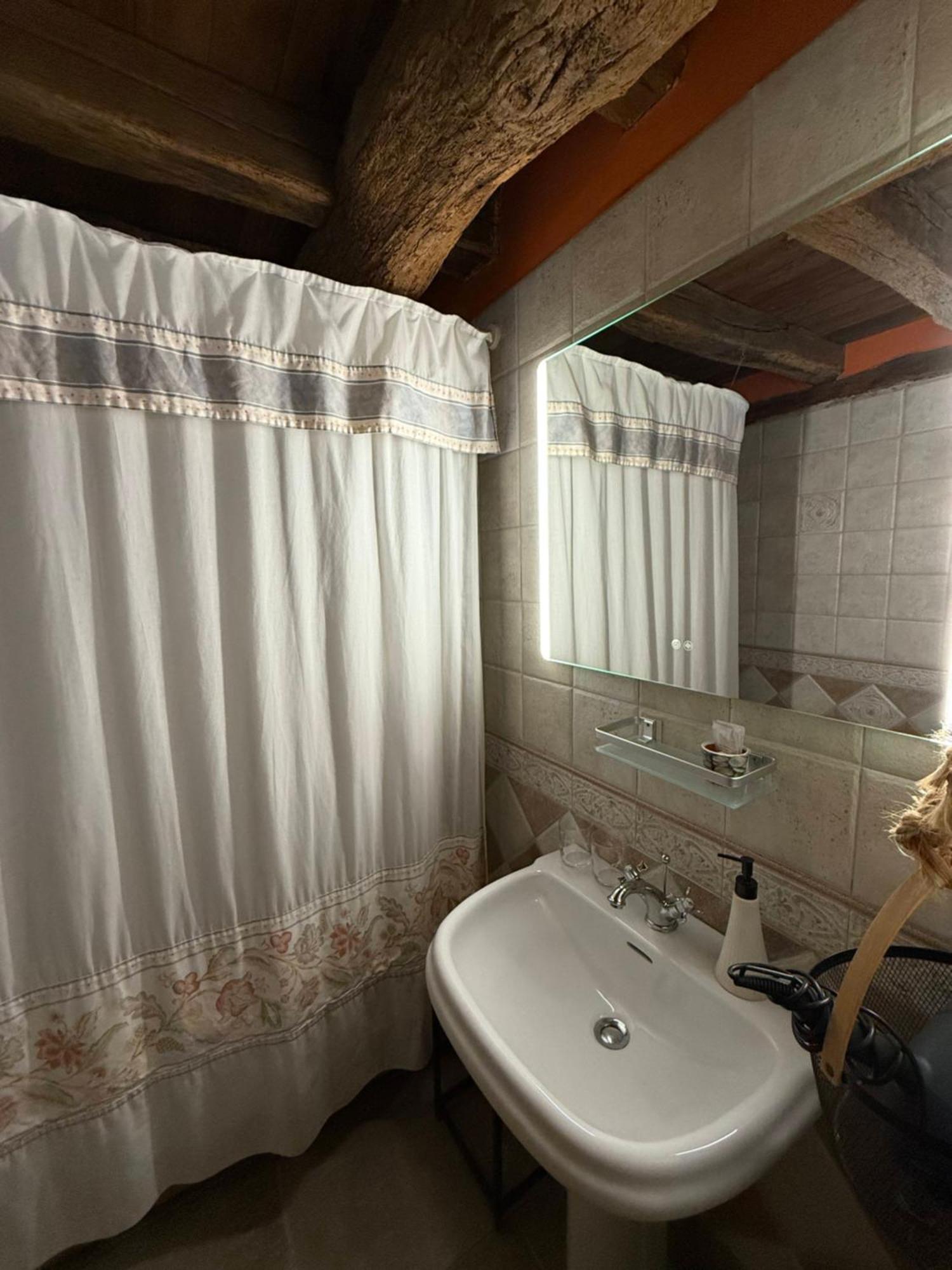 Гостьовий будинок Casa Peluaga Оярсун Екстер'єр фото